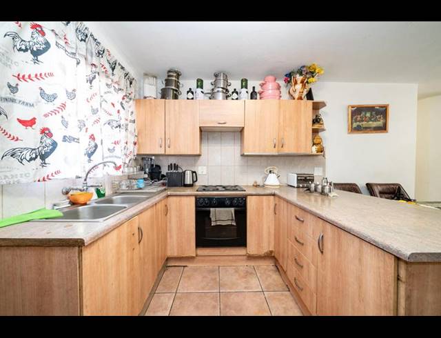 3 BEDROOM APARTMENT FOR SALE IN DINWIDDIE